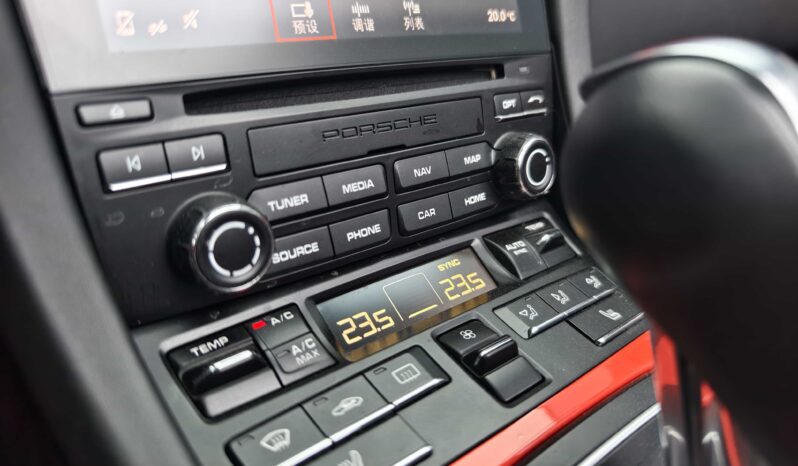 
								Porsche 911 2019 Carrera 4S Cabriolet 3.0T full									