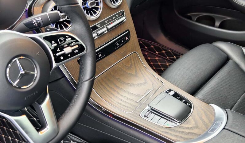 
								Mercedes-Benz GLC 2022 Facelift GLC300L 4MATIC Sport Edition Premium Collection full									