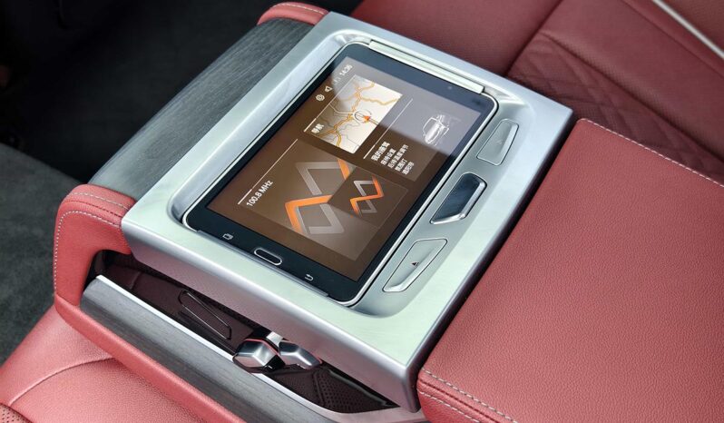 
								BMW 5 Series 2021 530Li Luxury M Sport Package full									