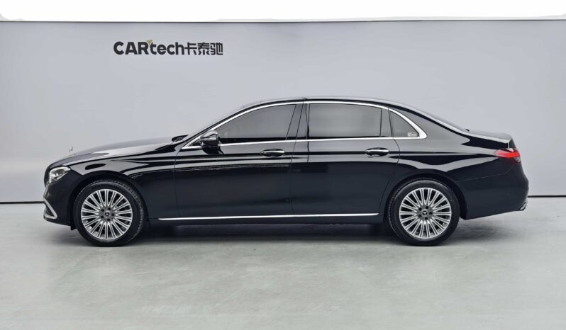 
								Mercedes-Benz E-Class 2023 E300L Luxury Edition full									