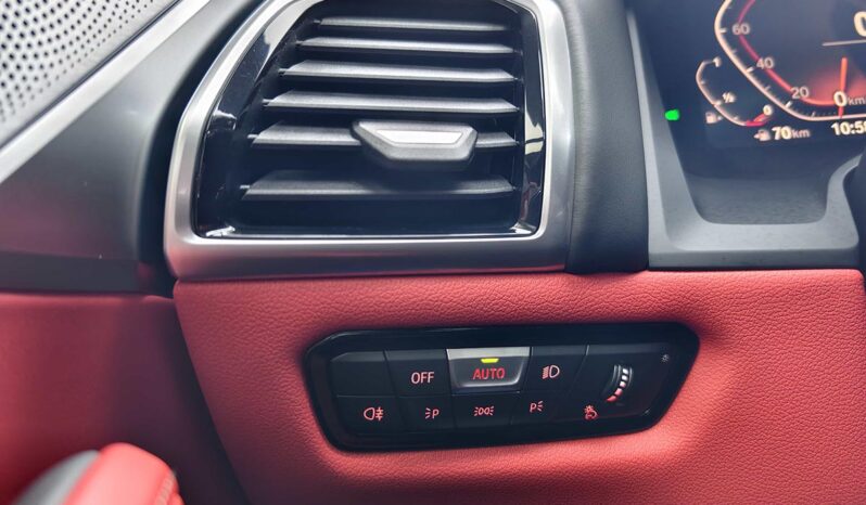 
								BMW 8 Series 2021 Facelift 840i xDrive Coupe M Sport Package full									