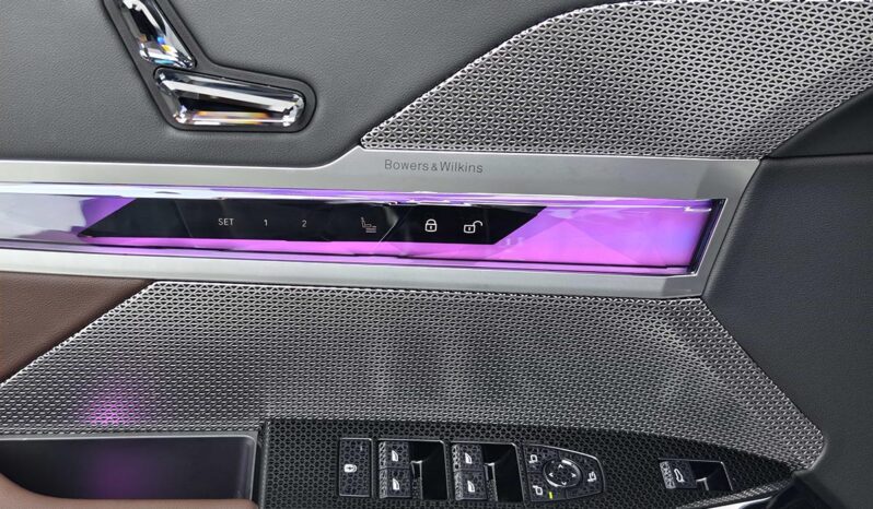 
								BMW 7 Series 2023 735Li M Sport Package full									