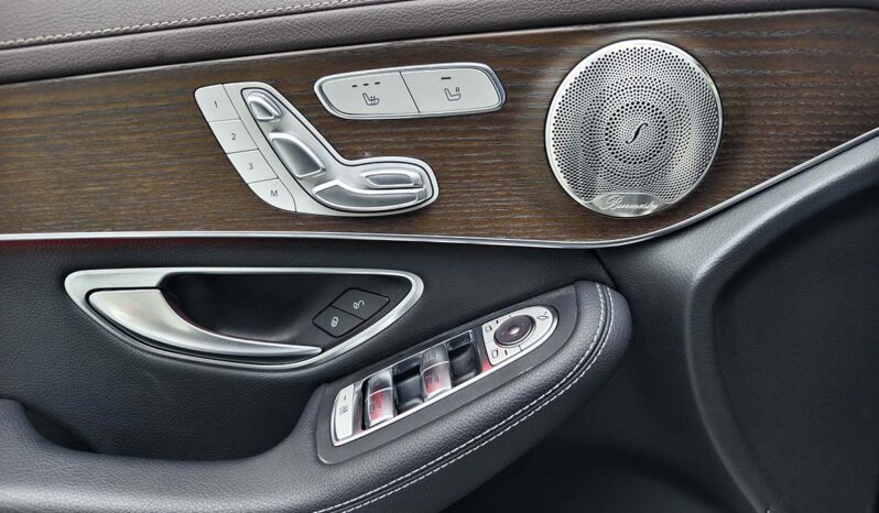 
								Mercedes-Benz GLC 2022 Facelift GLC300 L 4MATIC Sport Edition full									