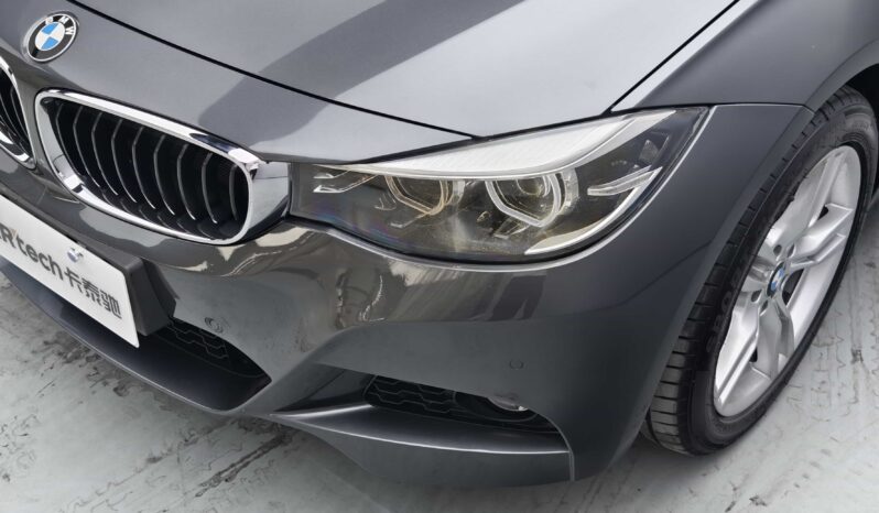 
								BMW 3 Series GT 2019 Model 320i M Sport Package full									