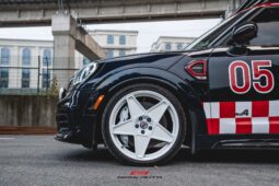 
										MINI JCW COUNTRYMAN 20212.0T JOHN COOPER WORKS full									