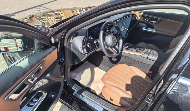 
								Mercedes-Benz E-Class 2024 Facelift E300L Luxury Edition full									