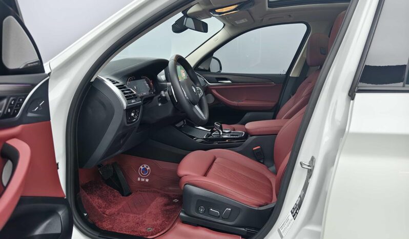 
								BMW X3 2023 xDrive30i Leading Edition M Night Package full									