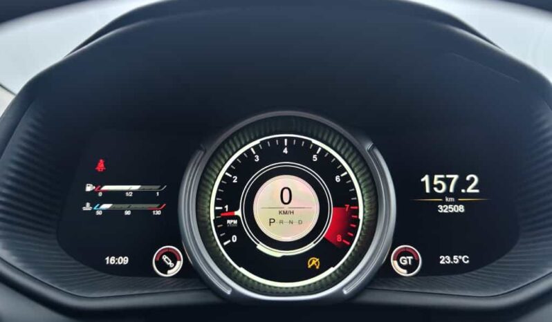 
								Aston Martin DB11 2017 Model 5.2L V12 full									