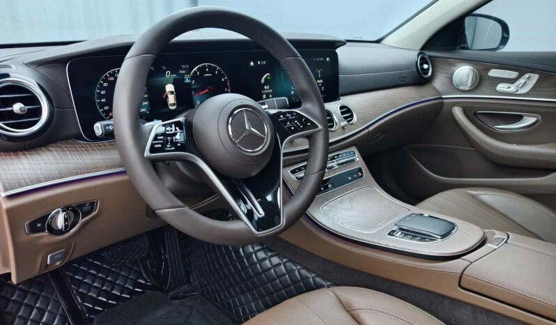 
								Mercedes-Benz E-Class 2023 E300L Luxury Edition full									