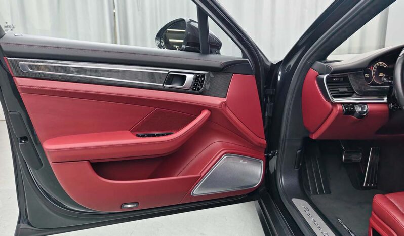 
								Porsche Panamera 2017 Panamera Turbo 4.0T full									