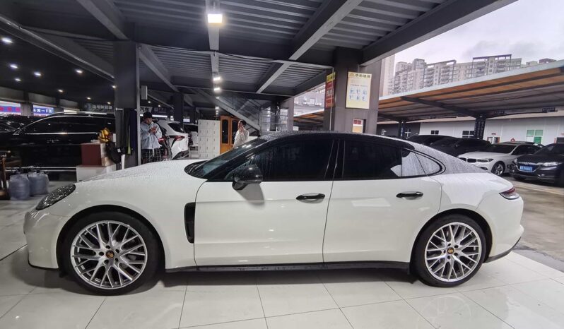 
								Porsche Panamera 2023 Model Panamera 2.9 full									