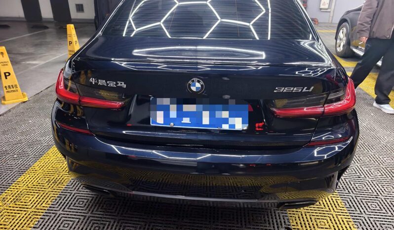 
								BMW 3 Series 2021 325LiM Sport Night Package full									