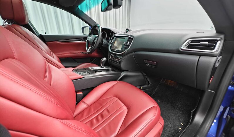 
								Maserati Ghibli 2014 3.0T Standard Edition full									