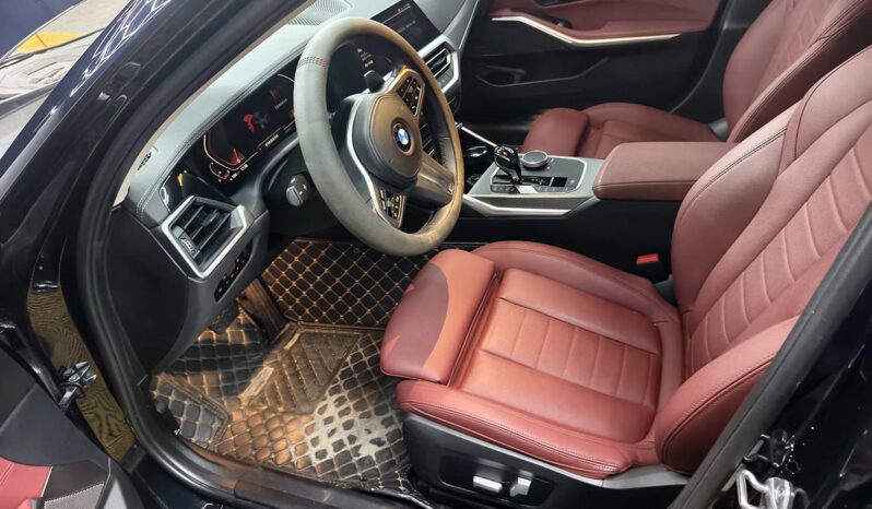 
								BMW 3 Series 2021 325LiM Sport Night Package full									