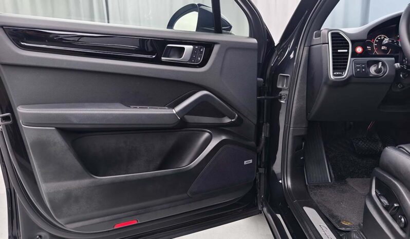 
								Porsche Cayenne 2022 Cayenne 3.0T full									