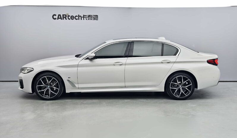 
								BMW 5 Series 2021 530Li Luxury M Sport Package full									