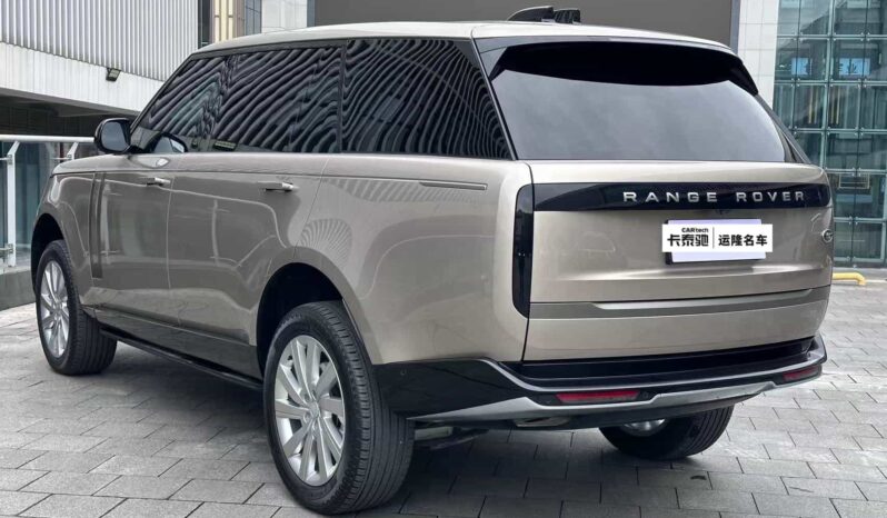 
								Land Rover Range Rover 2025 3.0L 6400PS Prestige Extended Wheelbase Seven-Seater full									