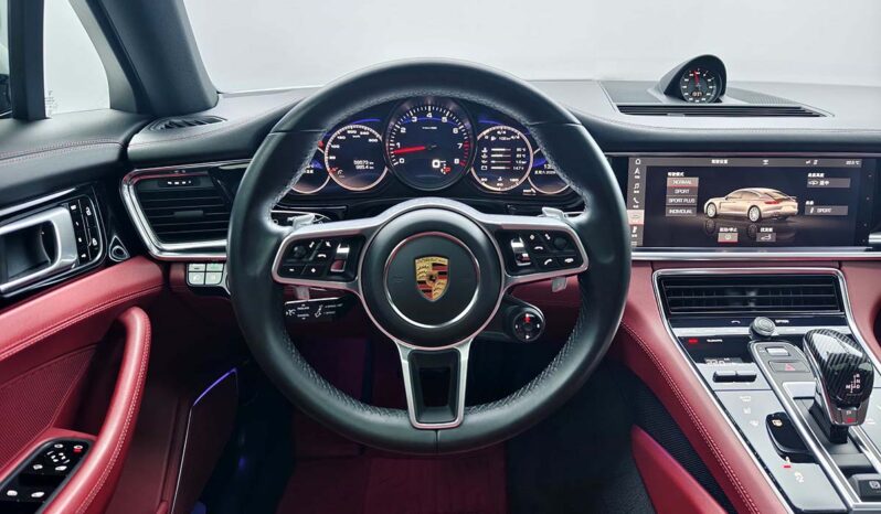 
								Porsche Panamera 2017 Model Panamera 4 Executive Long Wheelbase 2.9T full									