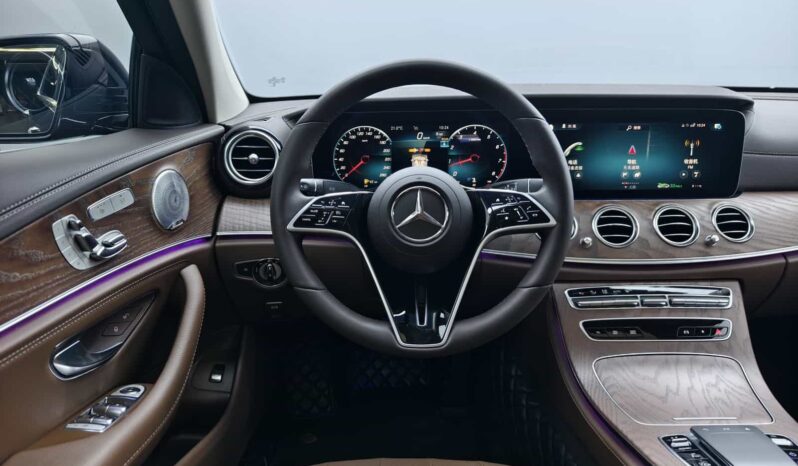 
								Mercedes-Benz E-Class 2023 E300L Luxury Edition full									