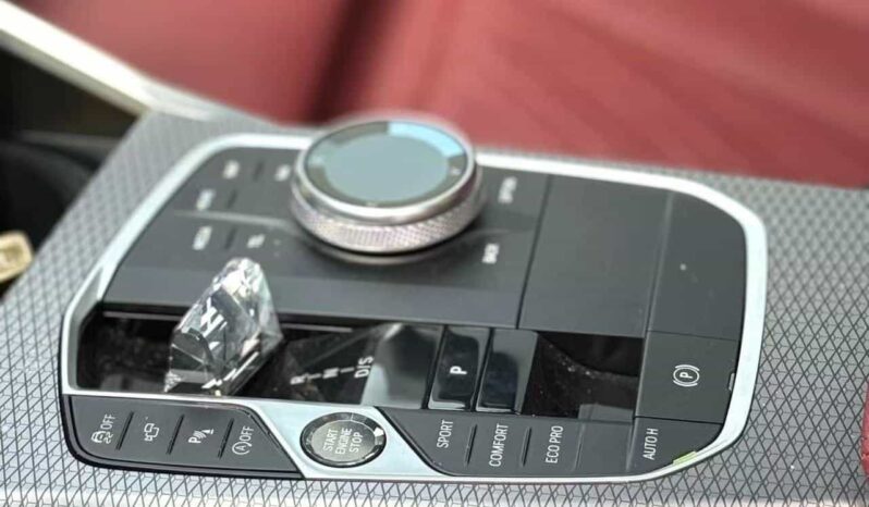 
								BMW 3 Series 2023 330Li M Sport Night Edition Package full									