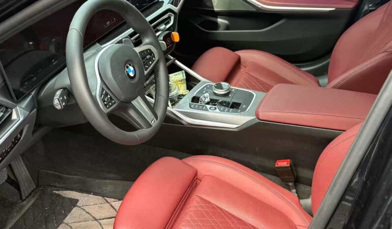 
								BMW 3 Series 2023 330Li M Sport Night Edition Package full									