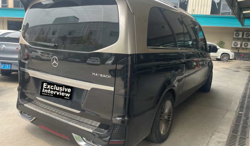 
								2023 Mercedes-Benz Vito 2.0T Business Edition 7-Seater, Two-Tone full									