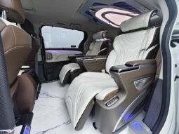 
										2023 Toyota Sienna 2.5L Hybrid Comfort Edition full									