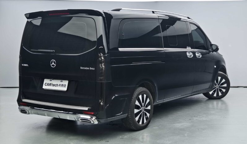 
								2023 Mercedes-Benz Vito 2.0T Business Edition 7-Seater full									