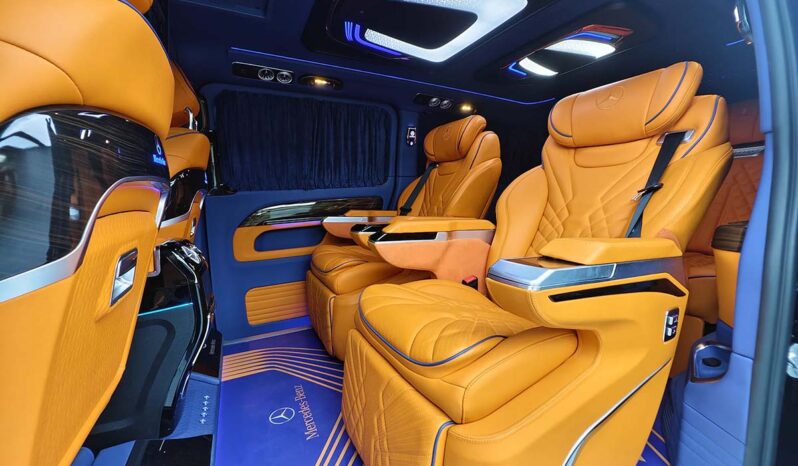 
								2023 Mercedes-Benz Vito 2.0T Business Edition 7-Seater full									