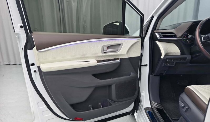 
								2023 Toyota Sienna 2.5L Hybrid Comfort Edition full									