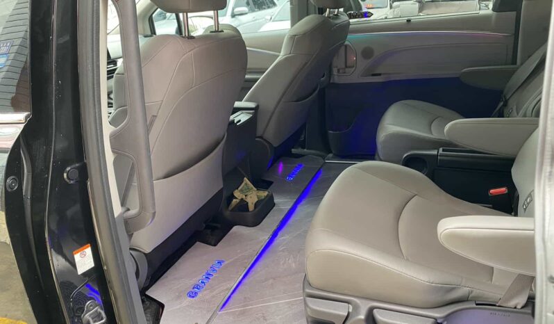 
								2024 Toyota Gravia 2.5L Hybrid Comfort Edition full									