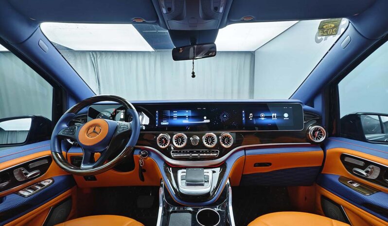 
								2023 Mercedes-Benz Vito 2.0T Business Edition 7-Seater full									