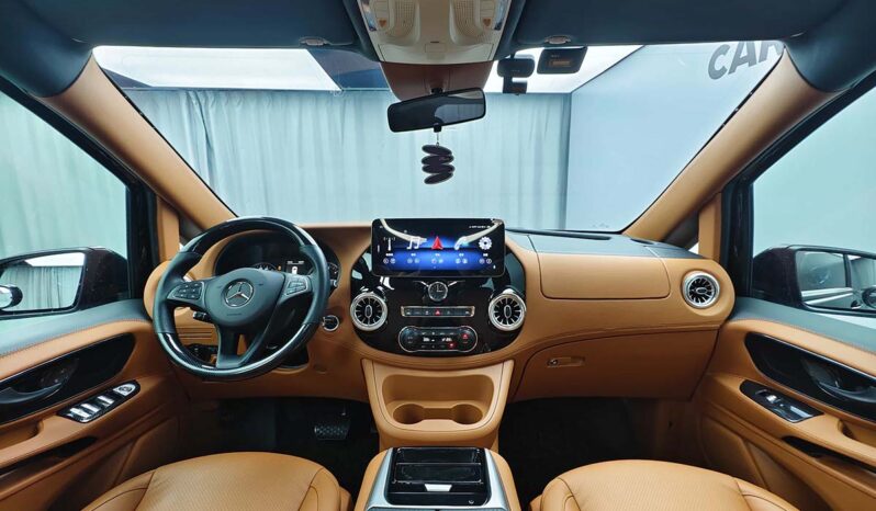 
								Mercedes-Benz Platinum VC Series 2022 2.0T Wei Xiang full									