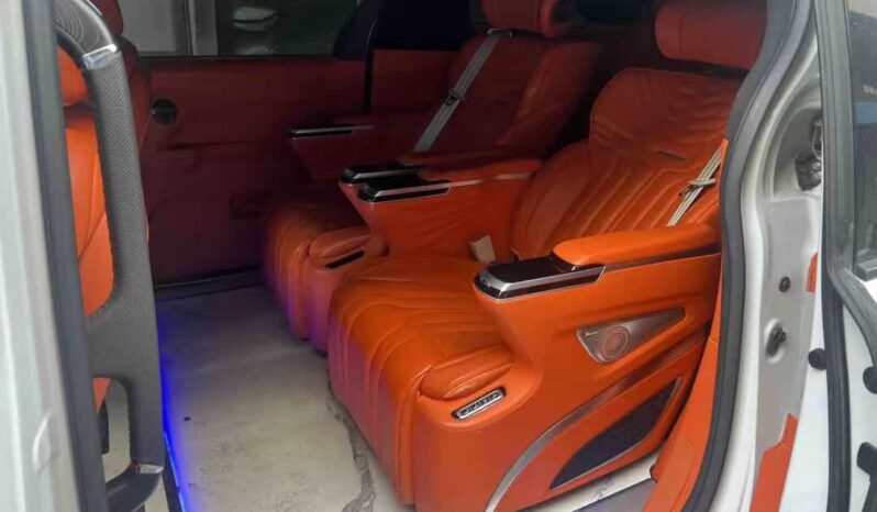 
								2023 Toyota Sienna 2.5L Hybrid Comfort Edition full									