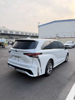 2023 Toyota Sienna 2.5L Hybrid Comfort Edition