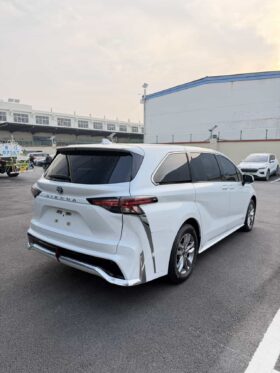 2023 Toyota Sienna 2.5L Hybrid Comfort Edition