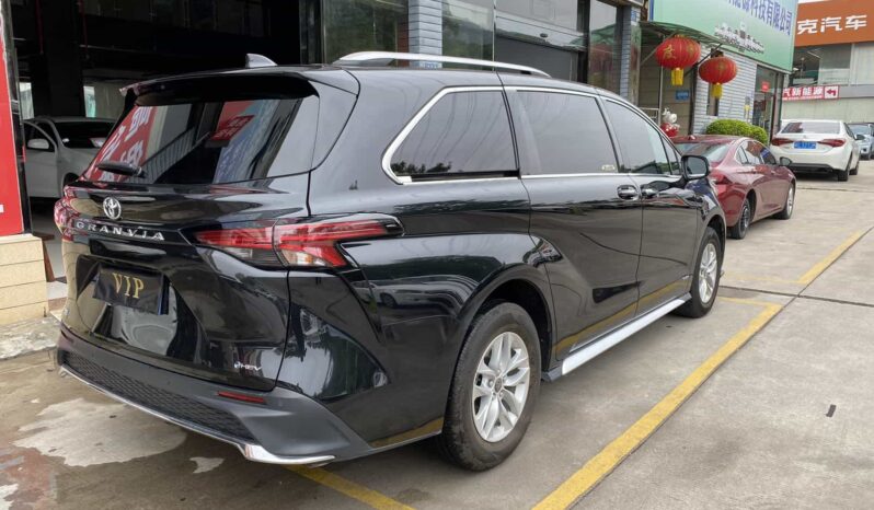 
								2024 Toyota Gravia 2.5L Hybrid Comfort Edition full									