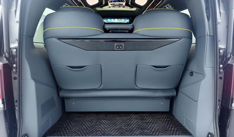 
								2025 Mercedes-Benz V-Class V300L Long Wheelbase Luxury Edition full									