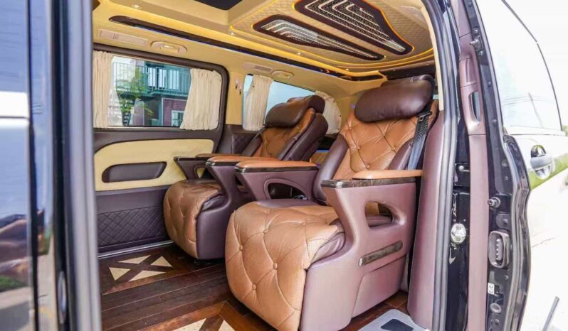 
								Mercedes-Benz Vito 2020 2.0T Business Edition 8-Seater full									