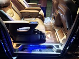 
										Mercedes-Benz Vito 2020 2.0T Business Edition 8-Seater full									