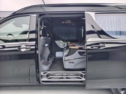 
										2025 Mercedes-Benz V-Class V300L Long Wheelbase Luxury Edition full									